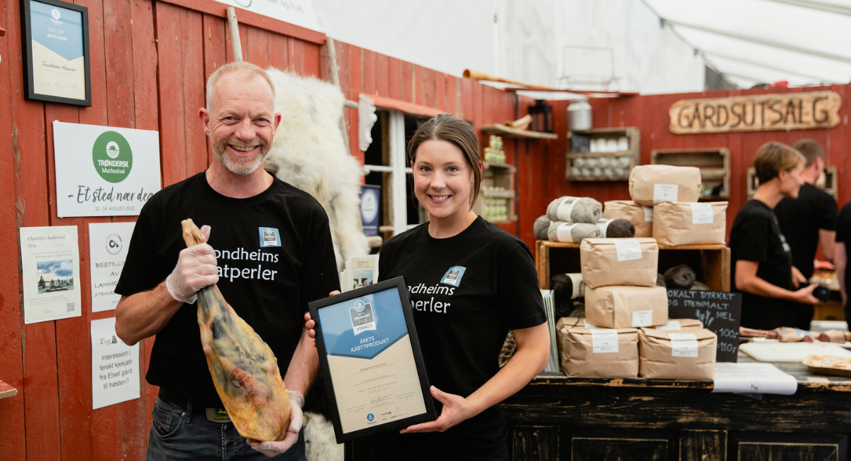 A%cc%8arets%20kj%c3%b8ttprodukt%20Trondheims%20Matperler%20foto%20Albertine%20L%c3%b8seth%20Vestvik.png