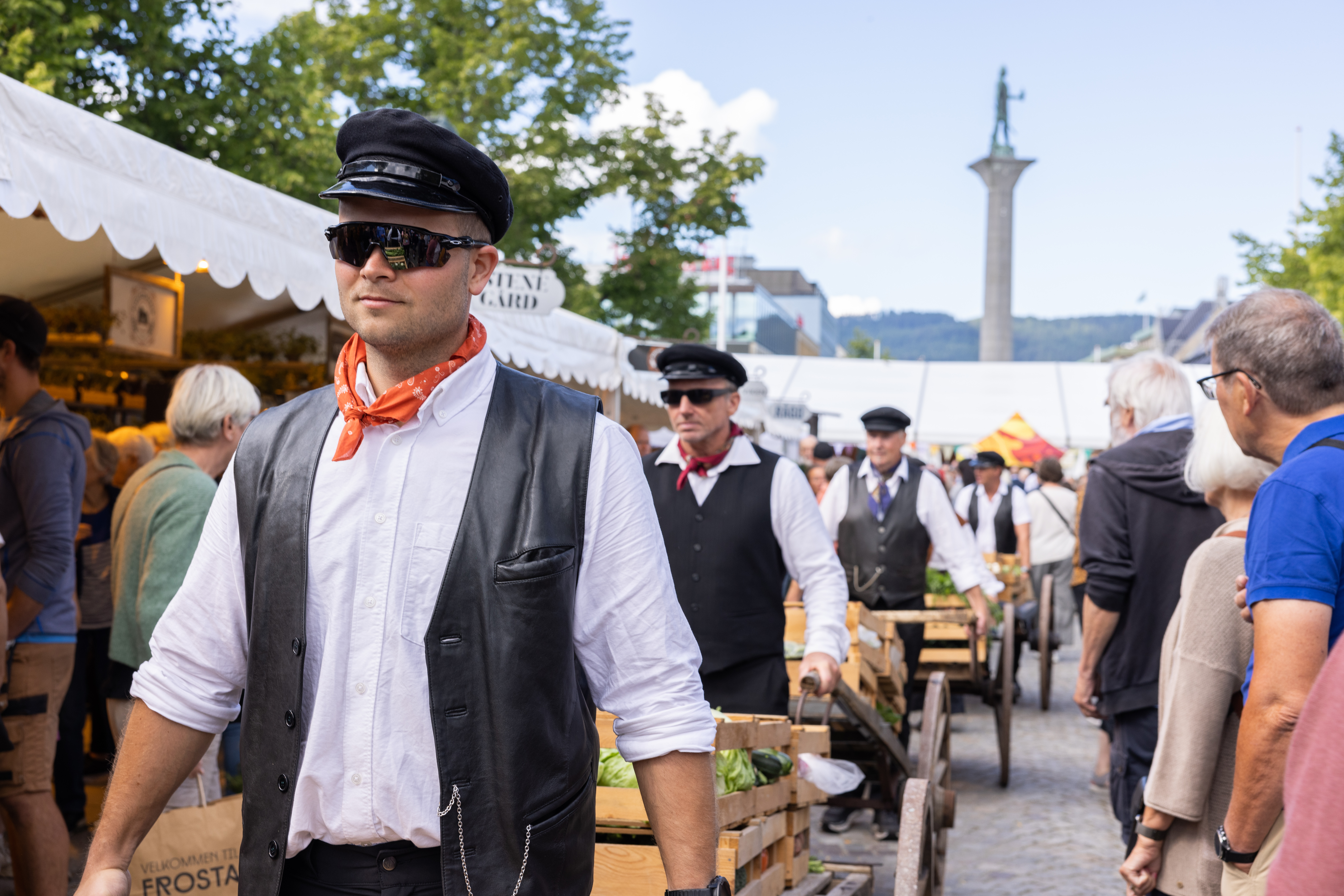 53094877752 Abb784438e O