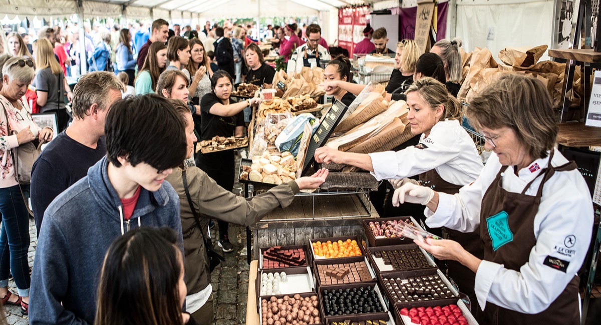 650 1200 True True 1 95 Fileshare Filarkivroot Matfestivalen Wil Lee Wright Utstillere Jpg