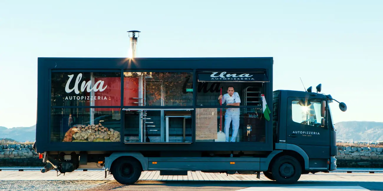 Una-autopizzeria.jpg