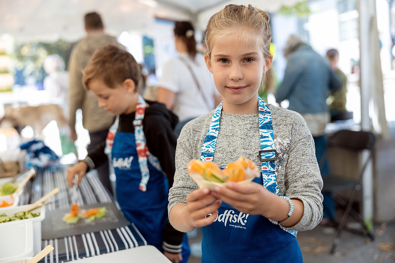 53092605706 2069476C32 C